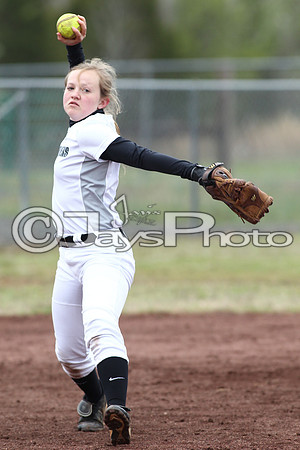 Bauxite vs. Brookland softball 3-28-2015 (©Justin Manning) JWM_0348