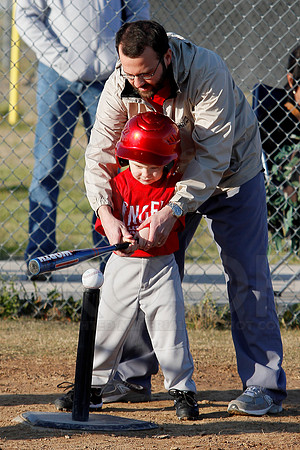 T-ball Angel's & Rangers 3-26-13 (© Justin Manning) JWM0044
