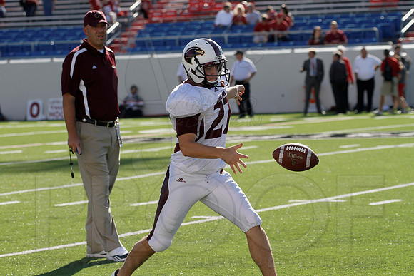 ULM @ Arkansas 9-8-12 (Justin Manning)096