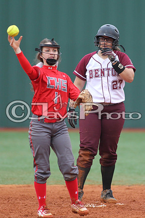 Cabot @ Benton Softball 3-10-2015 (©Justin Manning) JWM_0435