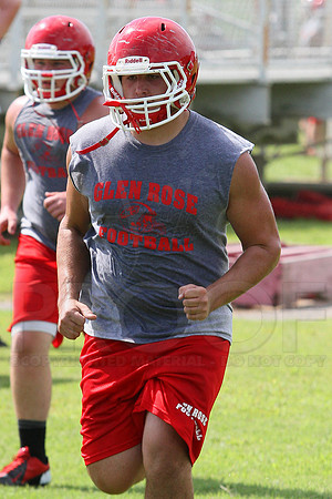 Glen Rose football practice 2 adays 8-6-13 (© Justin Manning) JWM0026