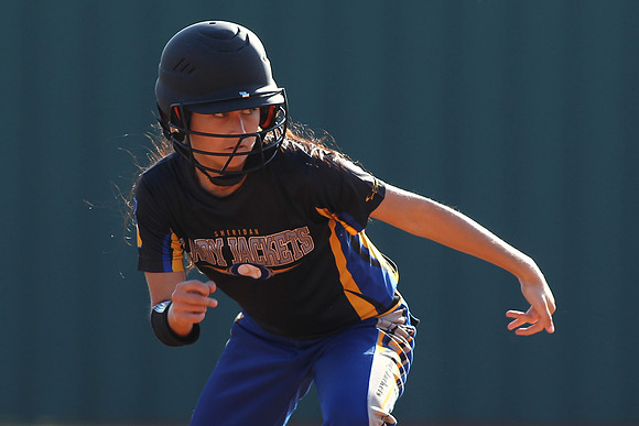 Sheridan @ Benton Softball 3-31-2015 (©Justin Manning) JWM_0027