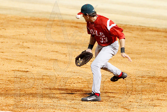 Miss Valley State @ Arkansas Baseball 3-27-13 (© Justin Manning) JWM0325