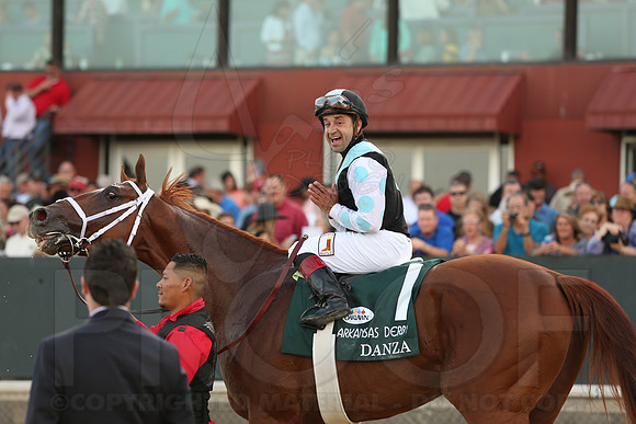Arkansas Derby 4-12-2014 (© Justin Manning) JWM_1193