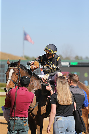 z210306_Honeybee Stakes_Manning_0276