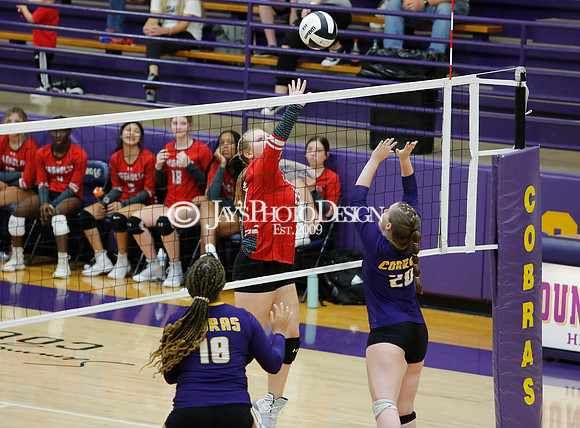 Magnolia @ Fountain Lake (Freshman) 9-13-22_JWM_0022