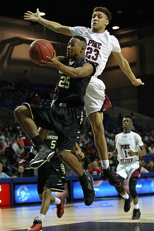 Jonesboro vs. Pine Bluff 6A State Boys 3-13-2015 (©Justin Manning) JWM_411