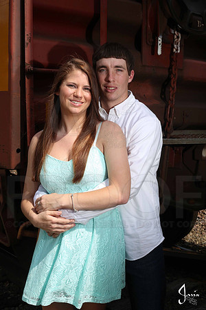 Collin & Makayla Senior pics 4-14-13 (© Justin Manning) JWM0246