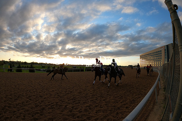 z240330_ArkansasDerbyDay_JWM_0237