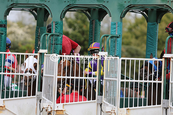 z240330_ArkansasDerbyDay_JWM_0474