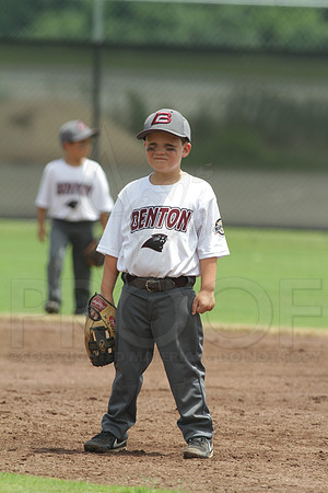 Benton vs. Sylvan Hills 5-6 year old All Stars 7-11-2014 (©Justin Manning) JWM_091