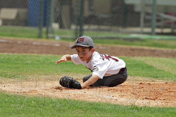 Benton vs. Sylvan Hills 5-6 year old All Stars 7-11-2014 (©Justin Manning) JWM_173
