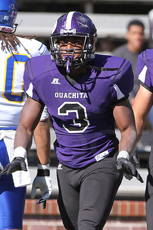 Southern Arkansas University @ Ouachita Baptist University 11-1-2014 (©Justin Manning) JWM_146