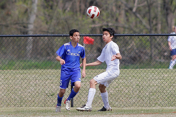 Burns Park Soccer 4-6-13(© Justin Manning) JWM0232