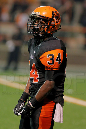 Arkadelphia @ Malvern 11-2-12 (Justin Manning)0342