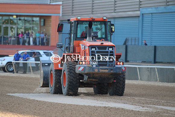 z240413_Apple Blossom Handicap_JWM_0784