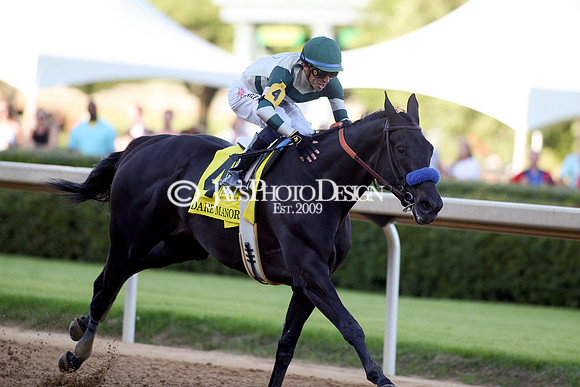 z240413_Apple Blossom Handicap_JWM_1043