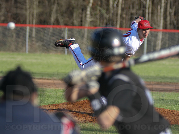 Glen Rose Sophmore pitcher Collin Hunter throwing a pitch