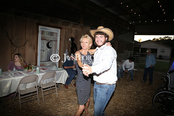 Destiny & Jeremy Whybark 10-16-21_JWM_0641