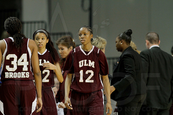 Florida Atlantic vs. UL-Monroe Women's JWM0231 (©Justin Manning)