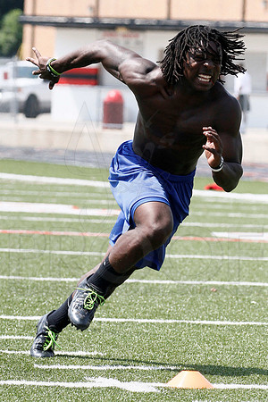 ArkansasVarsity Combine 5-26-12(Justin Manning)066