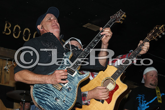 Midnight Hurricanes (Boogies)_0087