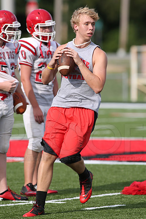 Glen Rose Football Practice 9-2-2014 (©Justin Manning) JWM_227