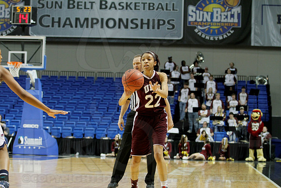Florida Atlantic vs. UL-Monroe Women's JWM0210 (©Justin Manning)