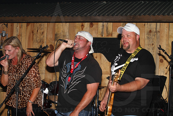 Midnight Hurricanes (Boogies) 8-2-2014 (©Justin Manning) JWM_246