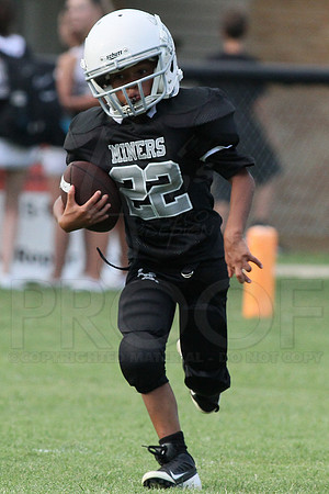 Bauxite Black-Gray games 4th, 5th, 6th, Junior high, Senior high scrimmage 8-22-13 (© Justin Manning) JWM0042