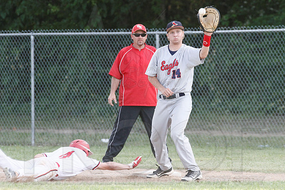 Glen Rose vs. AR Baptist 4-28-12 (Justin Manning)023