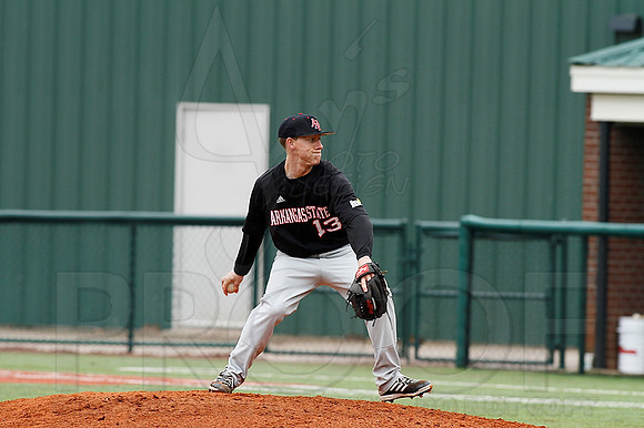 ASU @ UALR baseball 3-17-13 (© Justin Manning) JWM0340