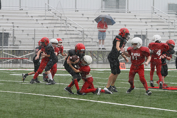 Mt. Pine @ Harmony Grove Peewee 10-5-13 (© Justin Manning) JWM0116