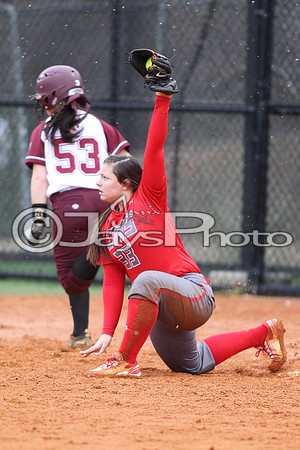 Cabot @ Benton Softball 3-10-2015 (©Justin Manning) JWM_0325