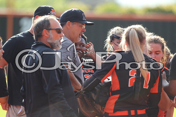 Arkadelphia @ Malvern softball_0404