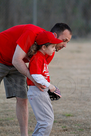 T-ball Angels vs Panthers 3-28-13 (© Justin Manning) JWM0041