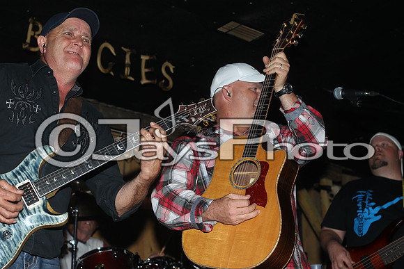 Midnight Hurricanes (Boogies)_0089