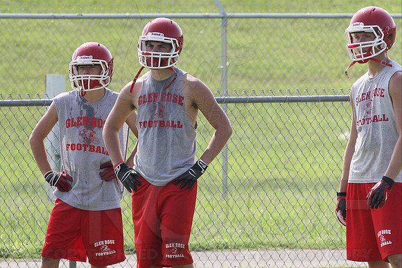 Glen Rose football practice 2 adays 8-5-13 (© Justin Manning) JWM0006