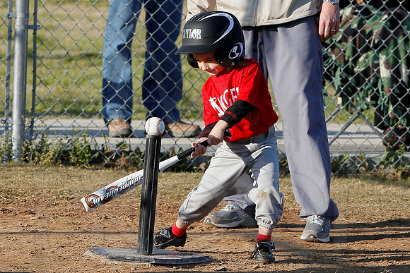 T-ball Angel's & Rangers 3-26-13 (© Justin Manning) JWM0030