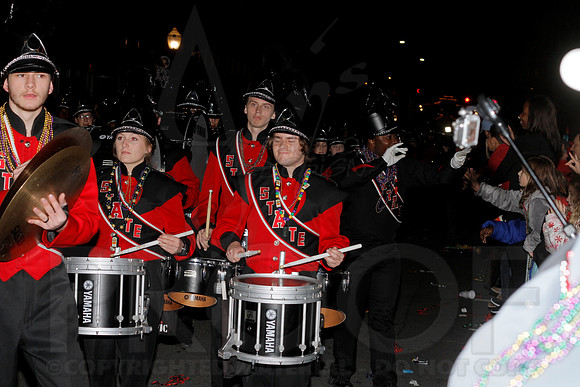 GoDaddy Bowl Mardi Gras Parade (©Justin Manning) JWM_0185