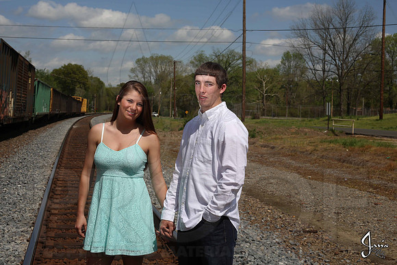 Collin & Makayla Senior pics 4-14-13 (© Justin Manning) JWM0195