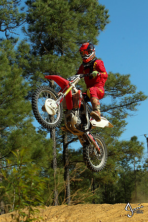 Devin Guthrie senior pictures_JWM_0178