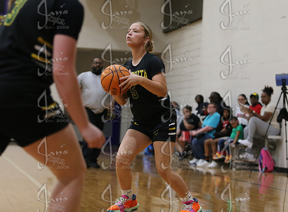 Evolution vs. EXT Typhoon (AAU High School Girls Basketball) 4-26-25_JWM_0132