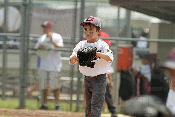 Benton vs. Sylvan Hills 5-6 year old All Stars 7-11-2014 (©Justin Manning) JWM_110