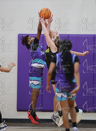 Evolution vs. EXT Typhoon (AAU High School Girls Basketball) 4-26-25_JWM_0496