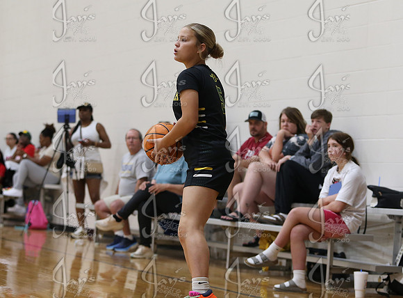 Evolution vs. EXT Typhoon (AAU High School Girls Basketball) 4-26-25_JWM_0102