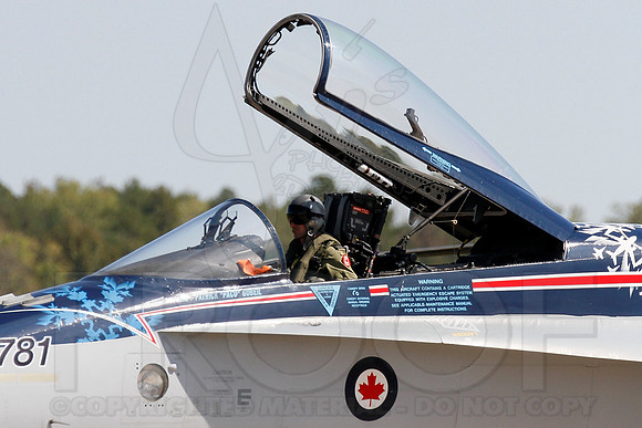 LR Air Show (Blue Angels) 9-9-12 (Justin Manning)0255