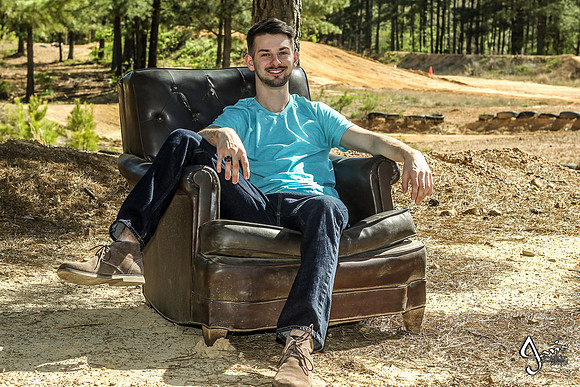 Devin Guthrie senior pictures_JWM_0038