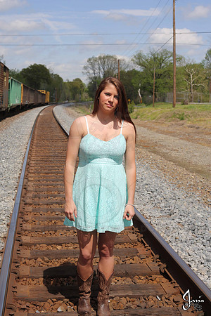 Collin & Makayla Senior pics 4-14-13 (© Justin Manning) JWM0207