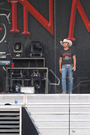 Justin Moore Concert 8-4-12(Justin Manning)019